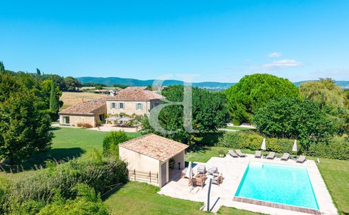 Country House in Saint-Gervais-sur-Roubion, Auvergne-Rhône-Alpes, France 1