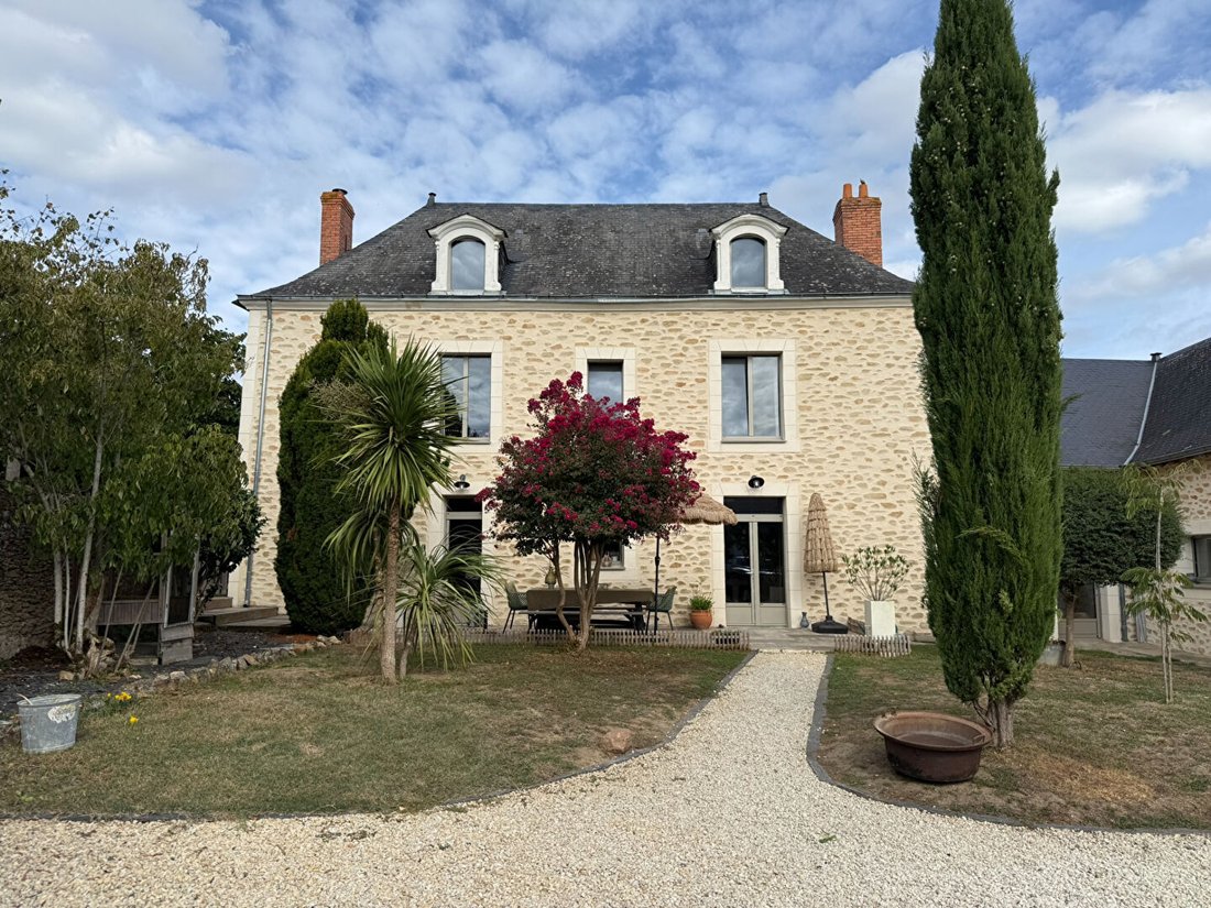 Villa in Juvardeil, Pays de la Loire, France 1 - 18927631