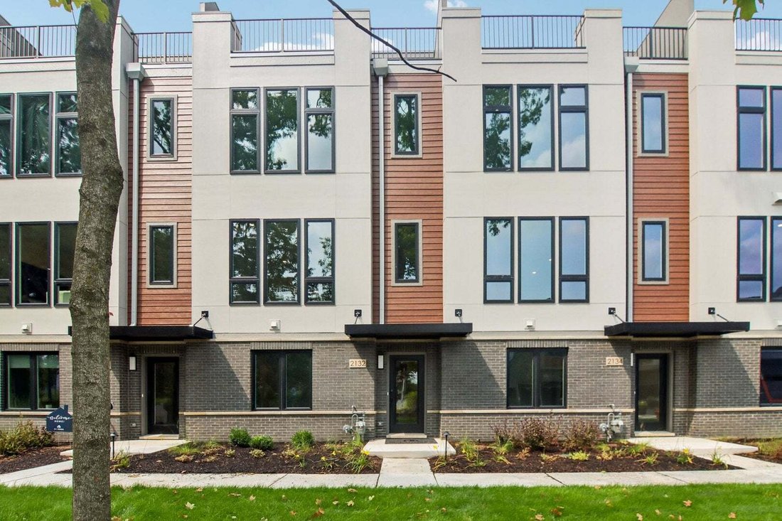 Townhouse in Naperville, Illinois, United States 1 - 18926340