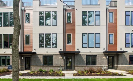 Townhouse in Naperville, Illinois, United States 1