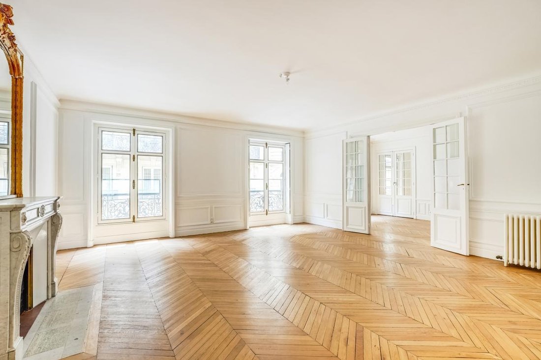 Apartment in Pereire-Malesherbes, Paris 17e Arrondissement, Paris 2 - 18923902