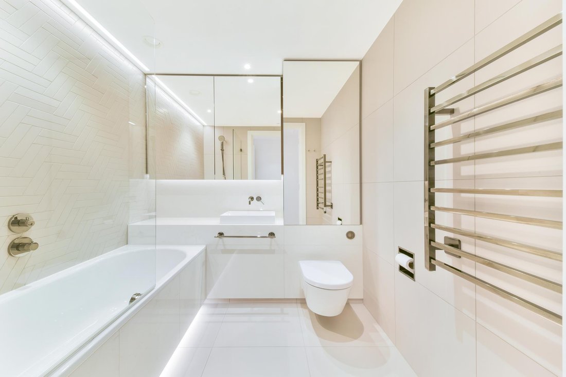 Apartment in White City, Hammersmith and Fulham, England 5 - 18925616