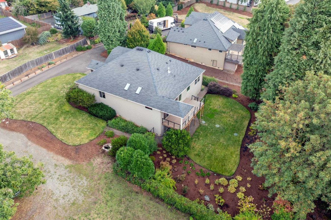 House in West Linn, Oregon, United States 3 - 18924731