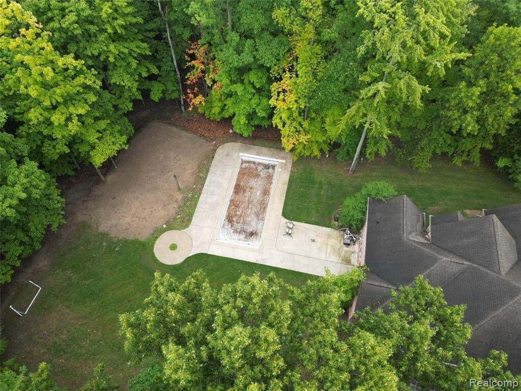 House in Imlay City, Michigan, United States 5 - 18926549