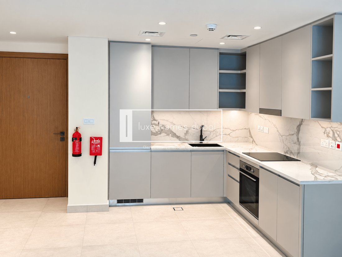 Apartment in Umm Suqeim Third, Umm Suqeim, Dubai 3 - 18923619