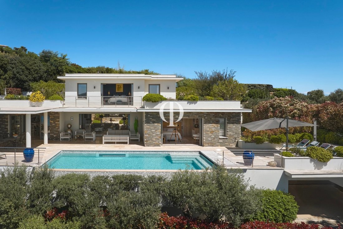 House in Nartelle-Noyer-Bellevue-bd des Sardinaux, Sainte-Maxime, France 1 - 18927014