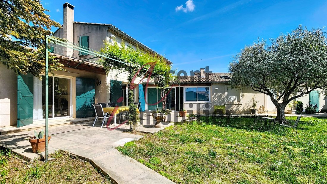 House in Saint-Rémy-de-Provence, Provence-Alpes-Côte d'Azur, France 2 - 18927489