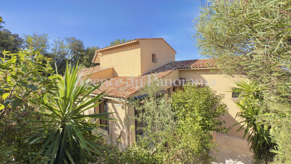 Villa in Cabris, Provence-Alpes-Côte d'Azur, France 1 - 18927455