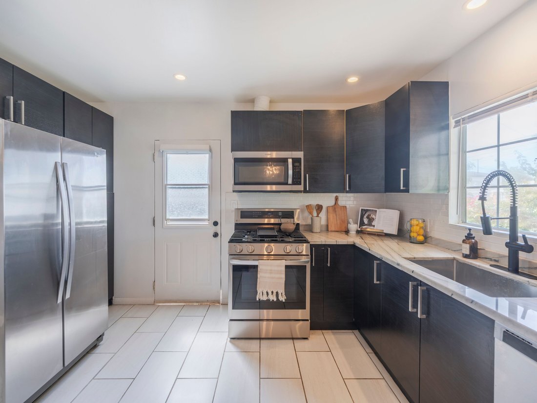 House in Lawndale, California, United States 5 - 18924705
