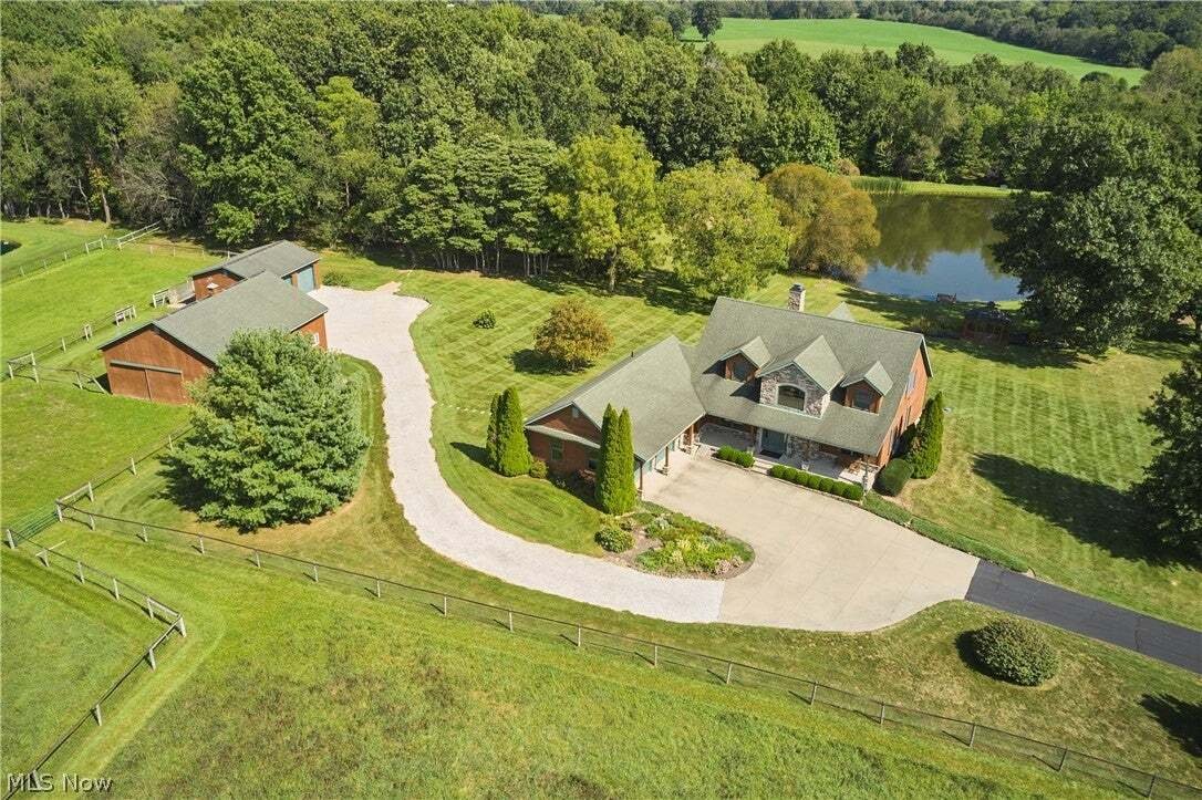 House in Doylestown, Ohio, United States 1 - 18925637