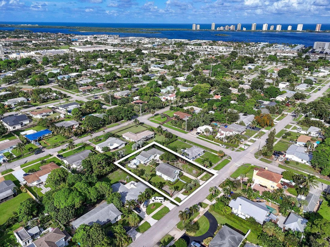 House in Lake Park, Florida, United States 2 - 18925893