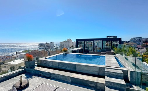 House in Bantry Bay, Atlantic Seaboard, Cape Town 1