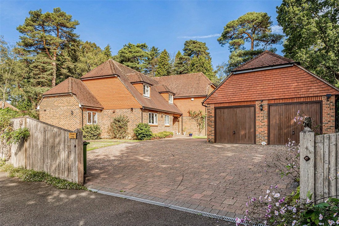 House in West Chiltington, England 1 - 18925354