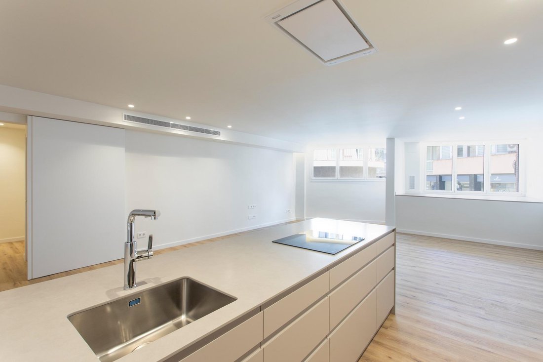 Apartment in Sarrià-Sant Gervasi, Barcelona, Spain 2 - 18926078