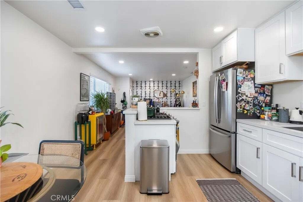 Huntington Beach, California, United States 5 - 18926252