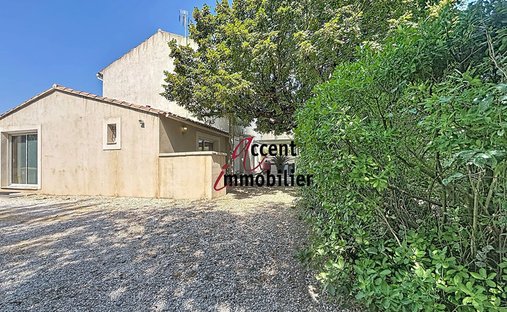 House in Cavaillon, Provence-Alpes-Côte d'Azur, France 1