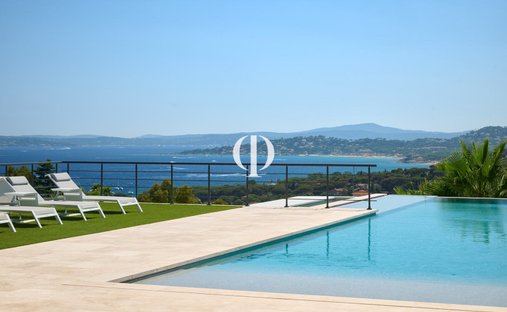 House in Ecarts, Roquebrune-sur-Argens, France 1