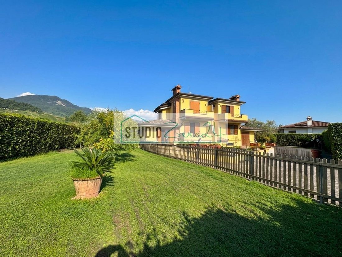 House in Romagnano, Massa, Tuscany 5 - 18927902