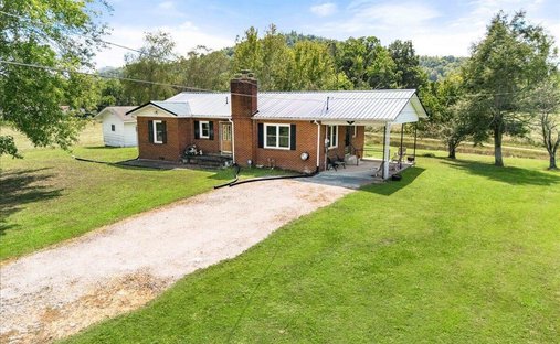 House in Williamsburg, Kentucky, United States 1