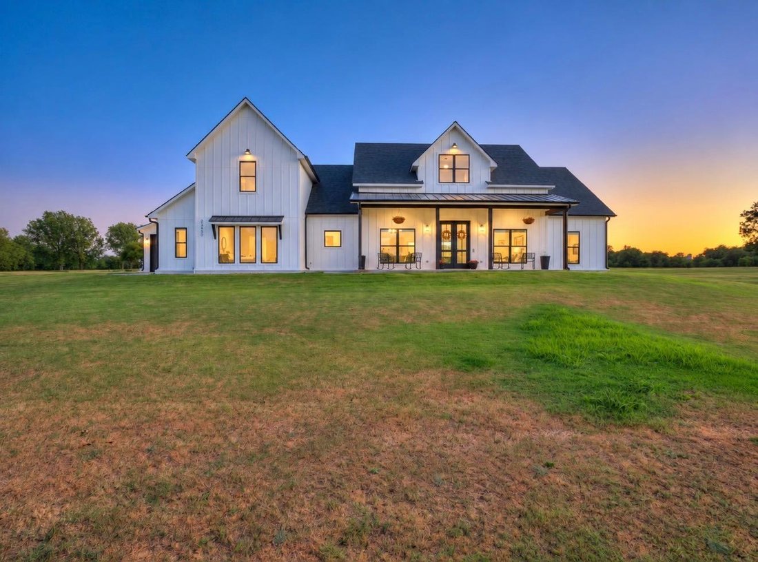 House in Justice, Oklahoma, United States 2 - 18924703