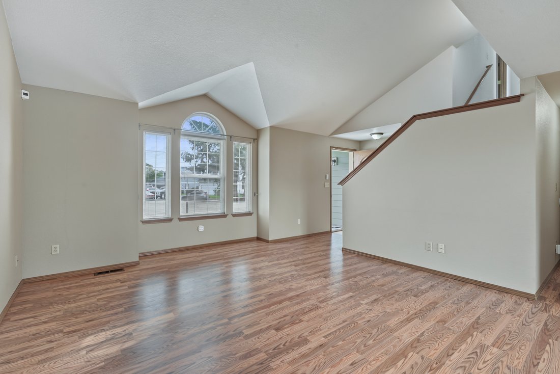 House in Spanaway, Washington, United States 3 - 18924567