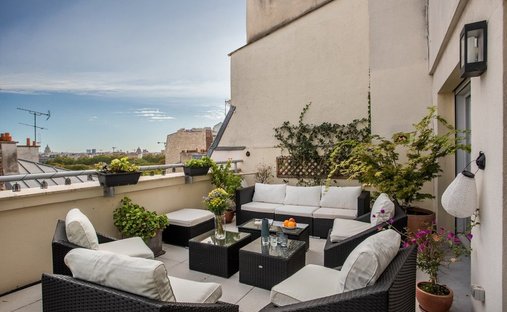 Apartment in Grange Aux Belles-Terrage, Paris 10e Arrondissement, Paris 1