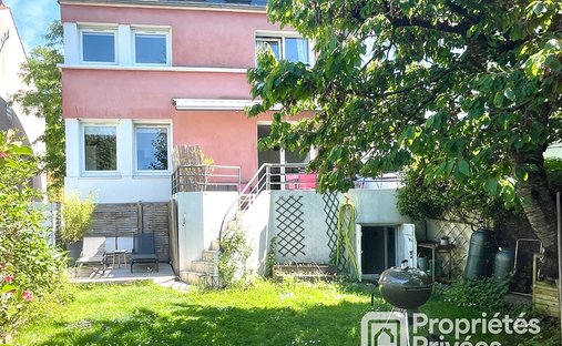 Villa in Percy Schneider, Clamart, France 1