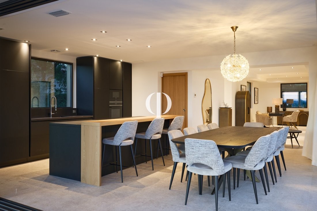 Villa in Nartelle-Noyer-Bellevue-bd des Sardinaux, Sainte-Maxime, France 5 - 17241189