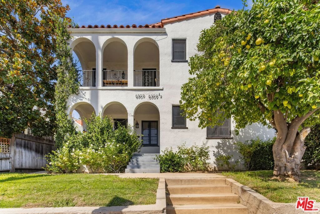 Los Angeles, California, United States 1 - 18925017