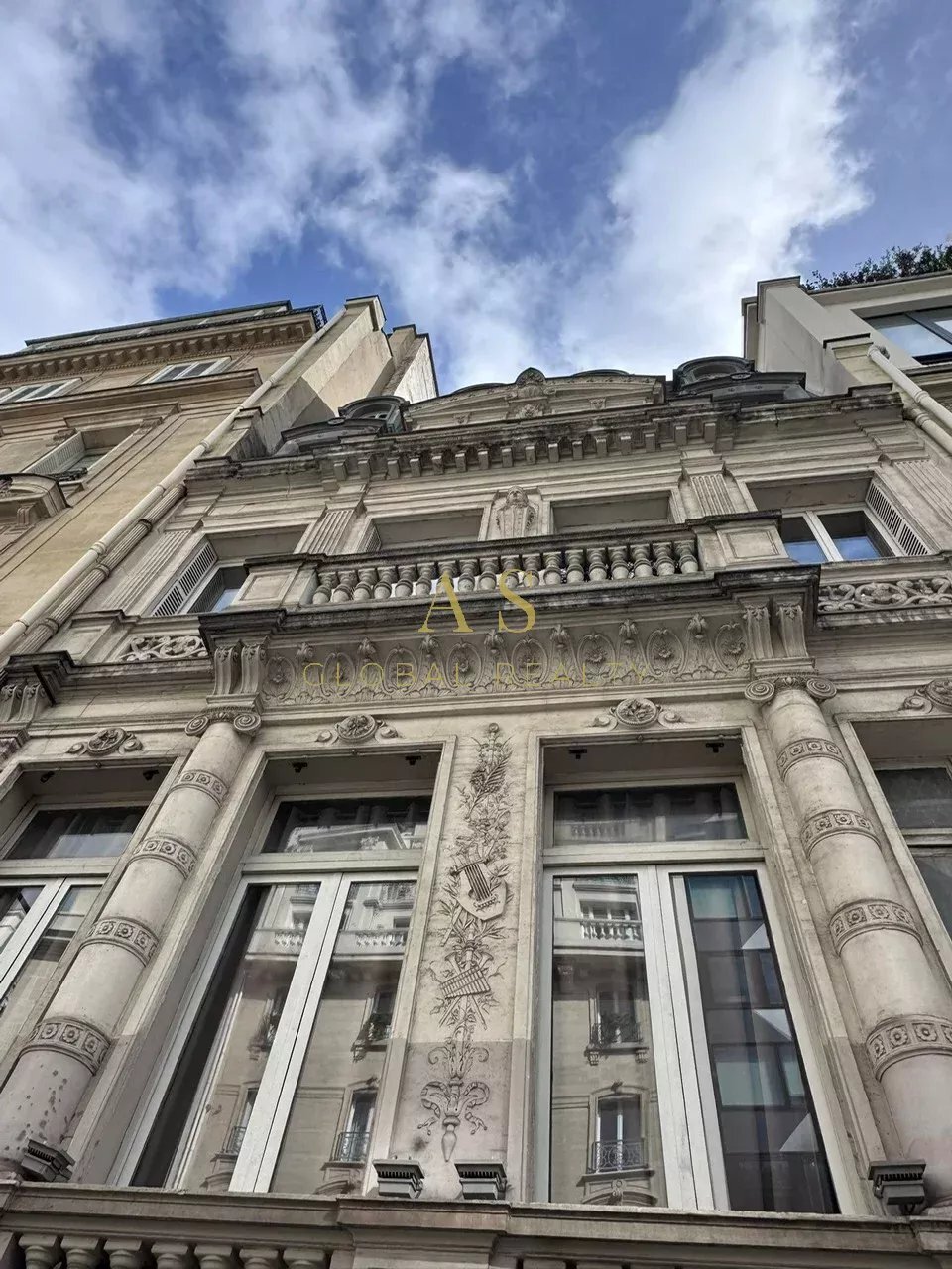 Estate in Triangle d'Or, Paris 8e Arrondissement, Paris 2 - 18927357