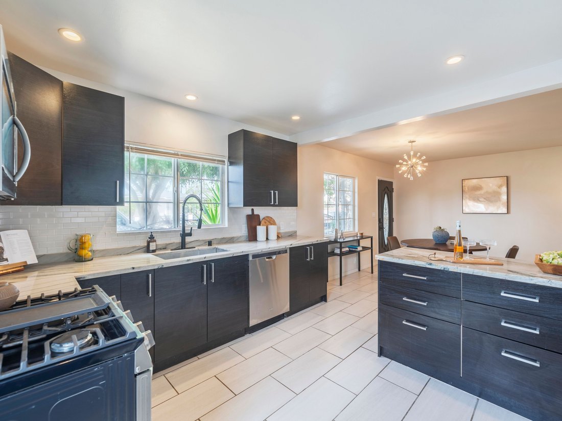 House in Lawndale, California, United States 3 - 18924705