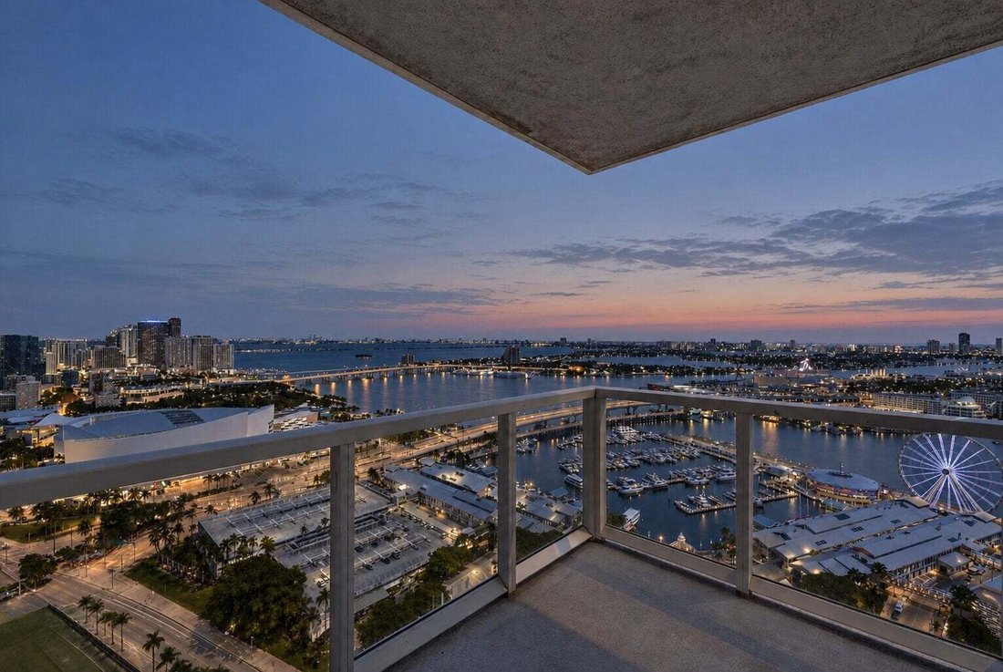 Condo in Miami, Florida, United States 2 - 18926347