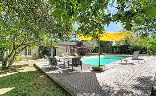 House in Camblanes-et-Meynac, Nouvelle-Aquitaine, France 1