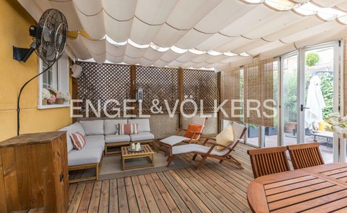House in Barajas, Madrid, Spain 1