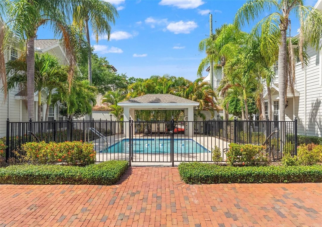 Condo in Tampa, Florida, United States 3 - 17875247