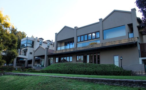 House in Monument Park, Gauteng, South Africa 1