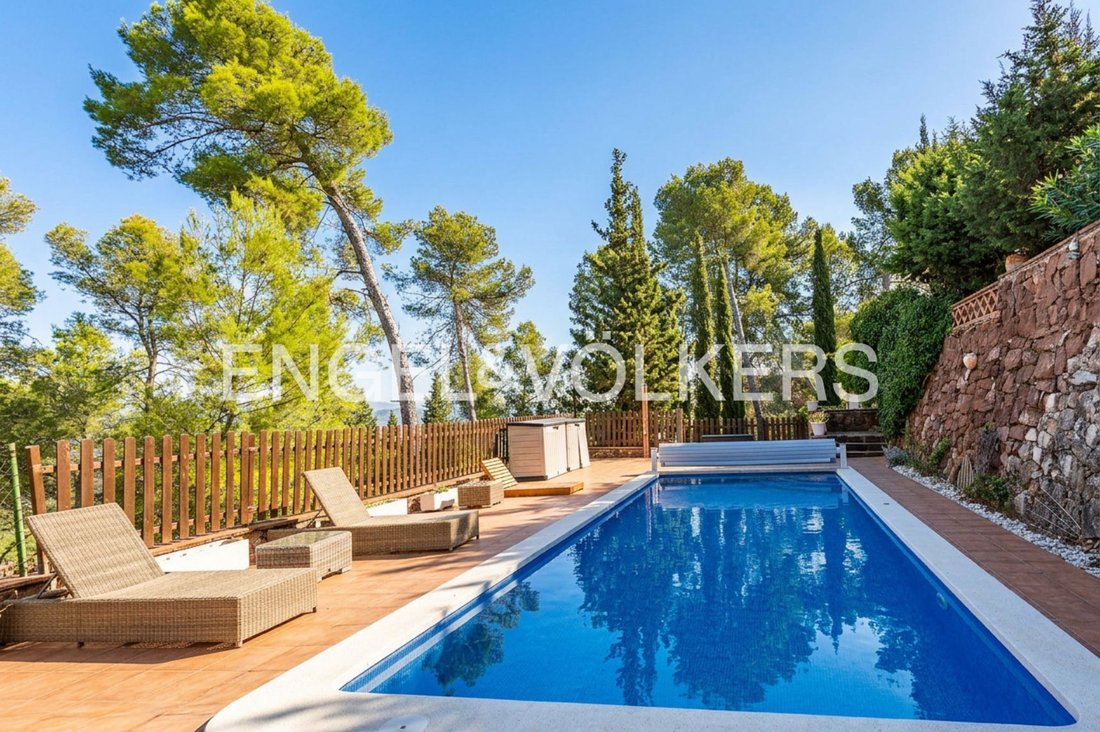 Villa in Castellvi de Rosanes, Catalonia, Spain 4 - 18926867