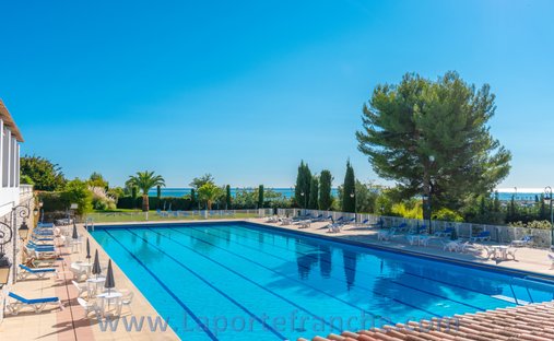 Apartment in Val de Cagne-Colline Route de Vence, Cagnes-sur-Mer, France 1