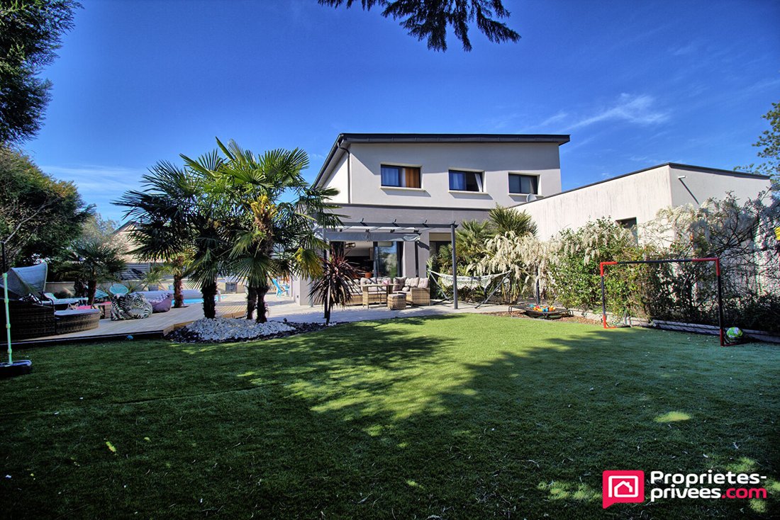 Villa in Chene Vert-Centre Ville, Saint-Barthelemy-d'Anjou, France 5 - 18927650