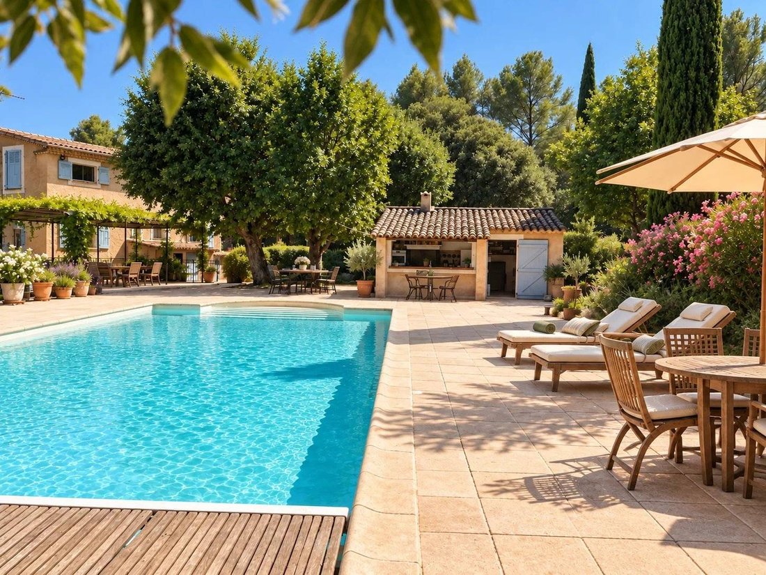 House in Salernes, Provence-Alpes-Côte d'Azur, France 3 - 18927145