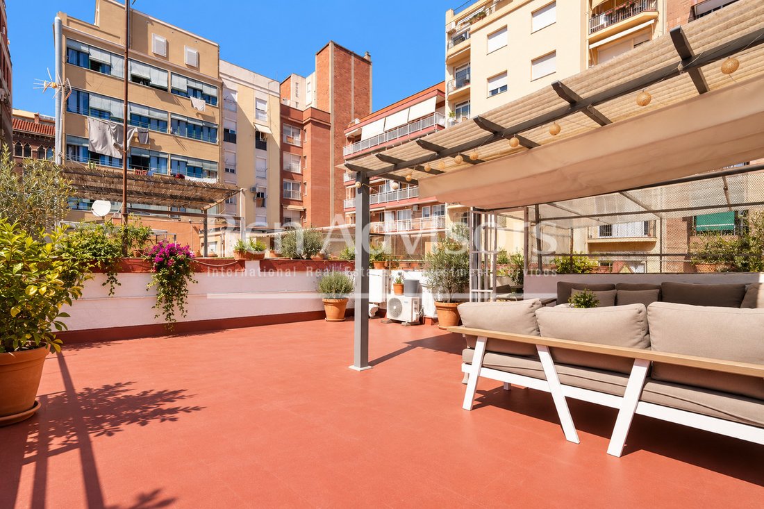 House in Eixample, Barcelona, Spain 4 - 18927236