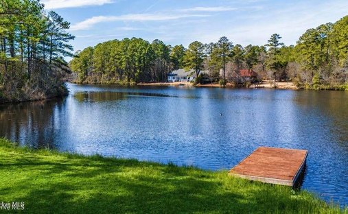 Land in Aberdeen, North Carolina, United States 1