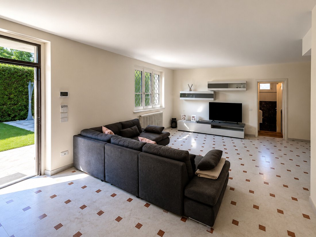 Villa in Pietrasanta, Tuscany, Italy 4 - 18241919