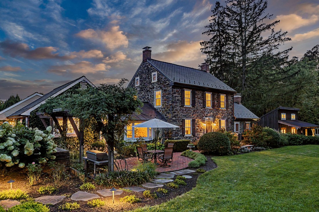 House in Quakertown, Pennsylvania, United States 1 - 18928162