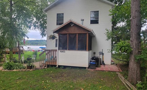 House in Lake Wisconsin, Wisconsin, United States 1