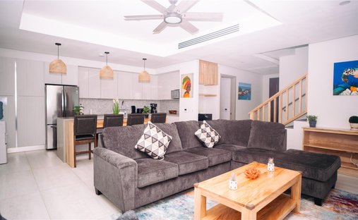 Condo in West Bay, Bay Islands Department, Honduras 1
