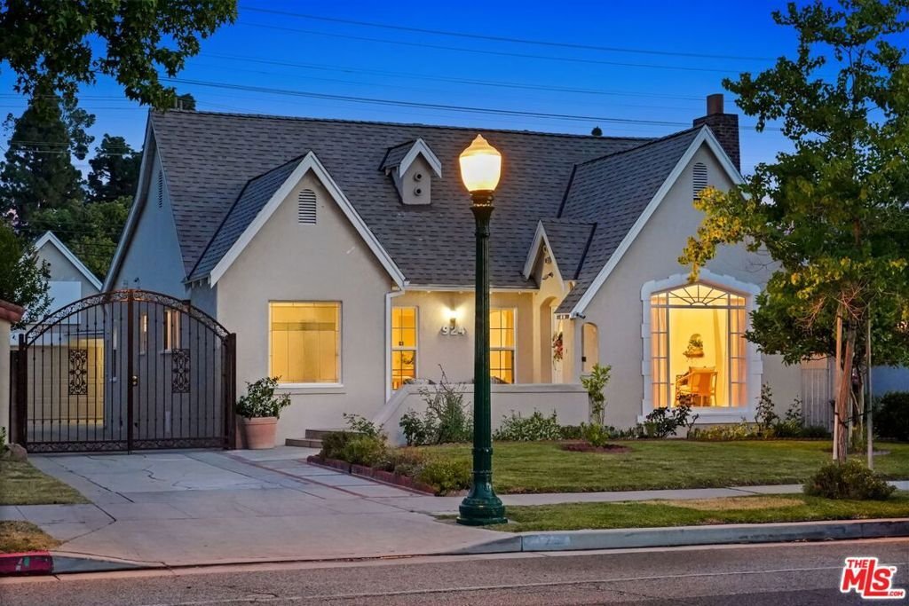 House in Glendale, California, United States 1 - 18928236