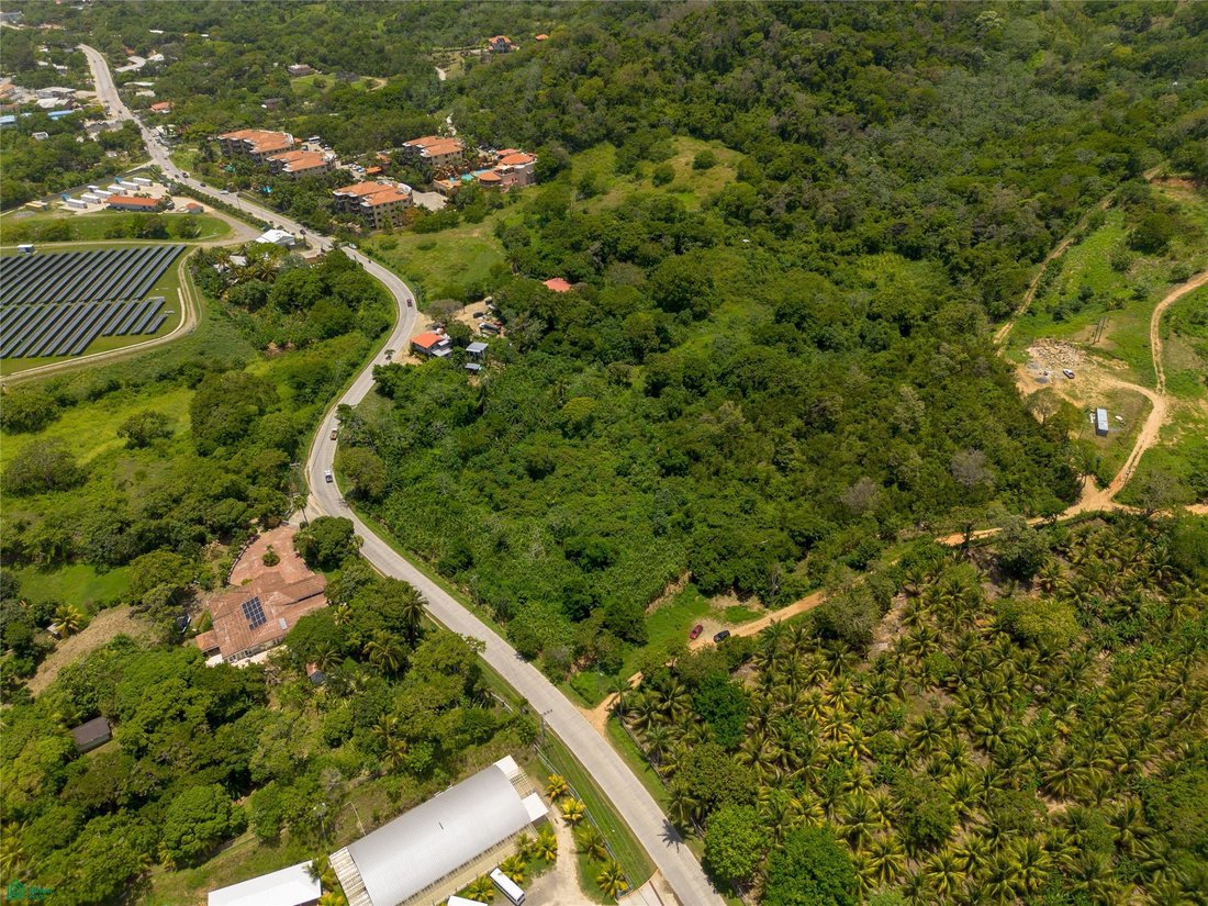 Land in Coxen Hole, Bay Islands Department, Honduras 1 - 18928400