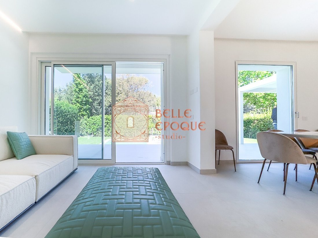 Villa in Pietrasanta, Tuscany, Italy 3 - 18925798