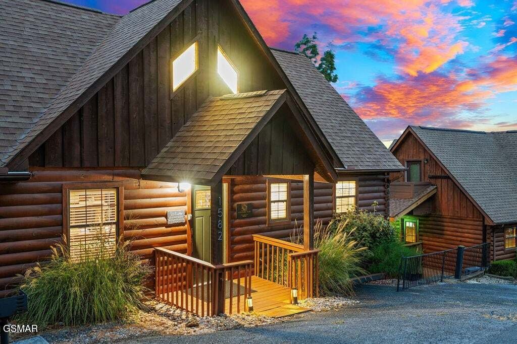 House in Sevierville, Tennessee, United States 1 - 18928308